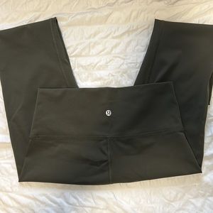 Authentic Lululemon CROP leggings